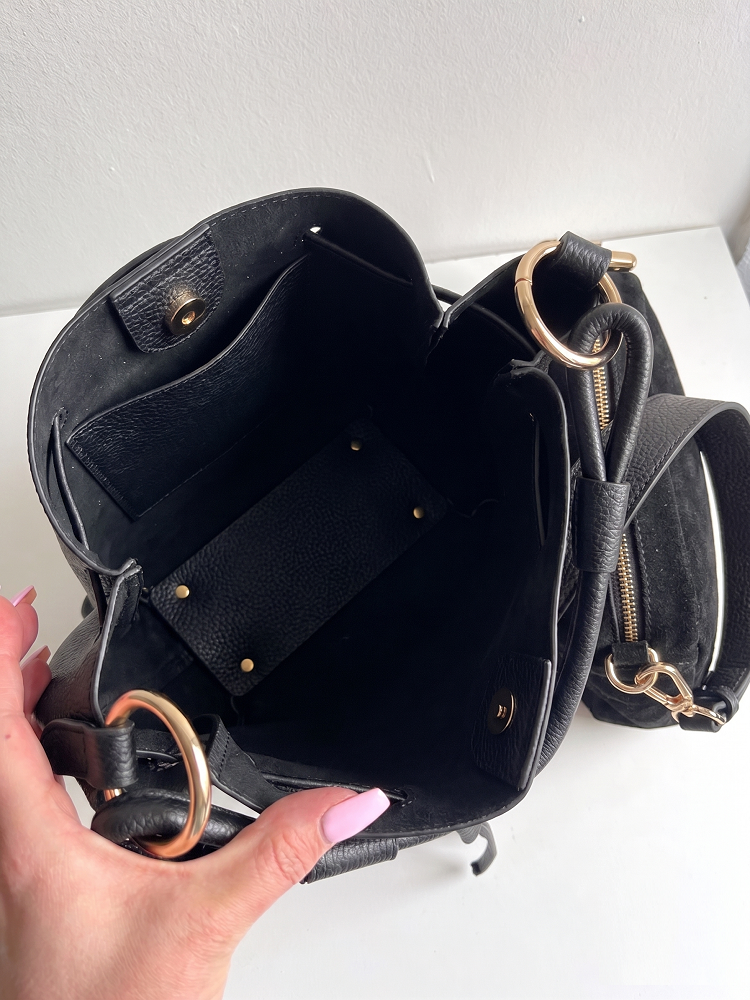 Dámsky vačok s crossbody kabelkou – elegantná 2v1 kabelka na každý deň čierna