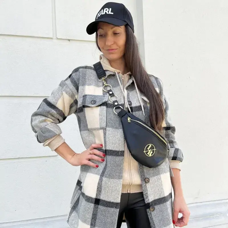 Čierna crossbody kapsička Laura Biaggi DX-KB82-black